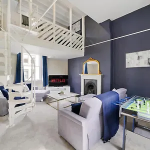 Apartment The Unique Gem Of - Rooftop Terrace, Bath
