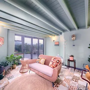 Apartment Acer House Stylish Garden Flat Lovely Valley View Dog Friendly, Bath